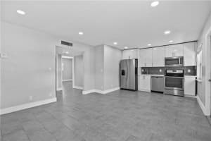1470 Dixie Highway, Fort Lauderdale, FL 33304 - MLS#B26025216
