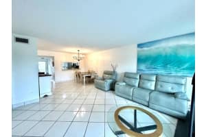 3601 Inverrary Drive, Lauderhill, FL 33319 - MLS#B26025218