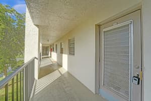 9470 Poinciana Place, Davie, FL 33324 - MLS#B26025248
