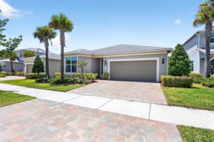 12336 Myrtle Oak Drive, Port St Lucie, FL 34987 - MLS#B26025257