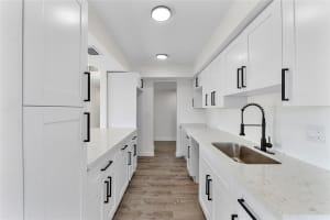4174 Inverrary Drive 1002, Lauderhill, Fl 33319, Lauderhill