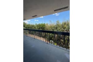 1720 Congress Avenue, West Palm Beach, FL 33401 - MLS#B26025342