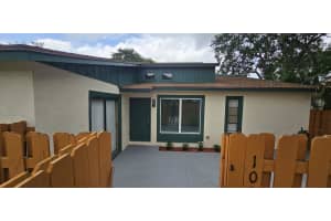 1016 Manor Drive, Palm Springs, FL 33461 - MLS#B26025389