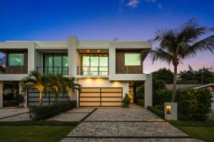 320 Wavecrest Way, Boca Raton, FL 33432 - MLS#B26025396