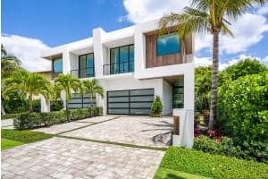 320 Wavecrest Way, Boca Raton, FL 33432 - MLS#B26025396