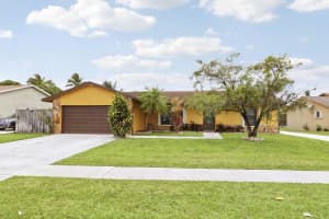 144 Bilbao Street, Royal Palm Beach, FL 33411 - MLS#B26025417