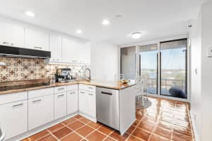 529 Flagler Drive, West Palm Beach, FL 33401 - MLS#B26025458