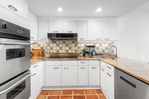 529 Flagler Drive, West Palm Beach, FL 33401 - MLS#B26025458