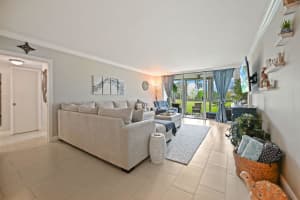 800 Cypress Boulevard, Pompano Beach, FL 33069 - MLS#B26025461
