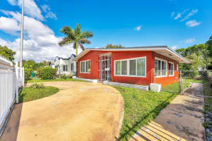 745 46th Street, Miami, FL 33127 - MLS#B26025482