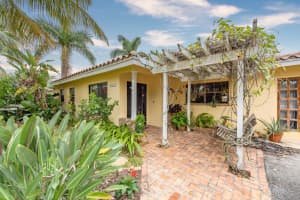 420 36th Street, Boca Raton, FL 33431 - MLS#B26025507