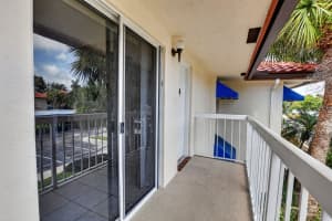 280 67th Street, Boca Raton, FL 33487 - MLS#B26025537