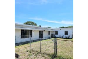 1096 8th Street, Okeechobee, Fl 34974, Okeechobee
