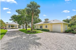 19043 Jupiter River Drive, Jupiter, FL 33458 - MLS#B26025569