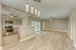 400 Luna Court, Hollywood, FL 33021 - MLS#B26025577