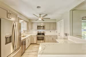 400 Luna Court, Hollywood, FL 33021 - MLS#B26025577