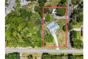 5700 Oleander Avenue, Fort Pierce, FL 34982 - MLS#B26025644
