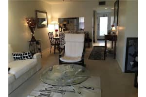 10331 Sunrise Lakes Boulevard 203, Sunrise, Fl 33322, Sunrise