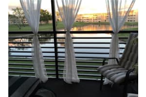 10331 Sunrise Lakes Boulevard, Sunrise, FL 33322 - MLS#B26025659