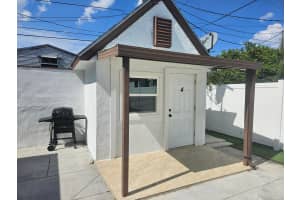 425 Ardmore Road, West Palm Beach, FL 33401 - MLS#B26025691
