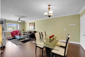 2230 56th Place, Fort Lauderdale, FL 33308 - MLS#B26025702