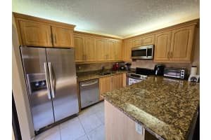 9982 6th Court, Plantation, FL 33324 - MLS#B26025721