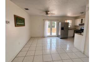 4210 10th Court, Hialeah, FL 33012 - MLS#B26025761