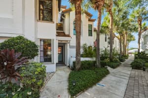 2359 Treasure Isle Drive, Palm Beach Gardens, FL 33410 - MLS#B26025767