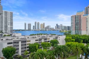 3300 192nd Street, Aventura, FL 33180 - MLS#B26025790
