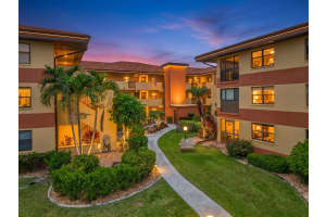 6146 Whiskey Creek Drive, Fort Myers, FL 33919 - MLS#B26025802