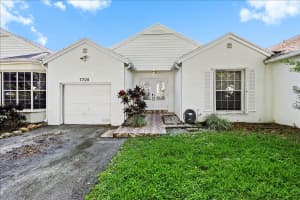 7705 Forest Green Lane, Boynton Beach, FL 33436 - MLS#B26025826