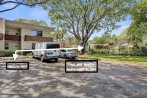 3621 Oaks Clubhouse Drive, Pompano Beach, FL 33069 - MLS#B26025827
