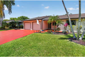 43 Mayfair Lane, Boynton Beach, FL 33426 - MLS#B26025841