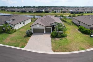 3413 Nombella Court, Fort Myers, FL 33905 - MLS#B26025842
