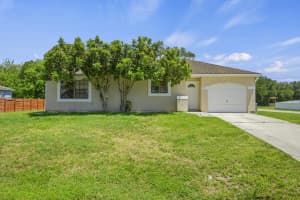 601 Ester Avenue, Port Saint Lucie, FL 34983 - MLS#B26025852
