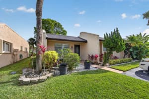 127 Lake Gloria Drive, West Palm Beach, FL 33411 - MLS#B26025881