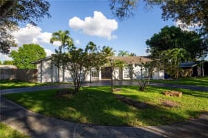 5100 104th Avenue, Cooper City, FL 33328 - MLS#B26025909