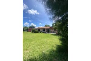 1100 Cameo Circle, West Palm Beach, FL 33417 - MLS#B26025912