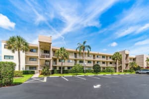 5550 Witney Drive, Delray Beach, FL 33484 - MLS#B26025914