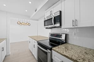 801 Federal Highway, Pompano Beach, FL 33062 - MLS#B26025949
