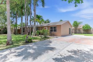 9159 Honeywell Road, Lake Worth, FL 33467 - MLS#B26025964
