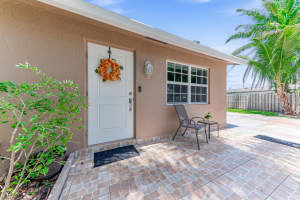 9159 Honeywell Road, Lake Worth, FL 33467 - MLS#B26025964
