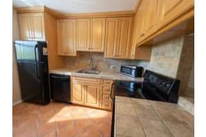 1430 Lakeside Drive, Lake Worth Beach, FL 33460 - MLS#B26025985