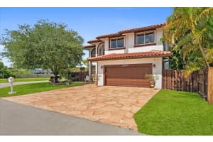 2670 123rd Avenue, Coral Springs, FL 33065 - MLS#B26025991