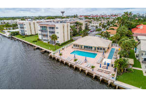 646 Snug Harbor Drive, Boynton Beach, FL 33435 - MLS#B26026010