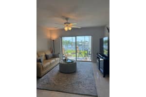 646 Snug Harbor Drive, Boynton Beach, FL 33435 - MLS#B26026010