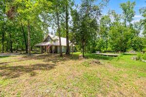 694 Quarter Lane, Fort White, FL 32038 - MLS#B26026045
