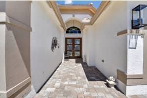 11786 Caracas Boulevard, Boynton Beach, FL 33437 - MLS#B26026063