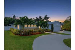 2020 26th Street, Lighthouse Point, FL 33064 - MLS#B26026069