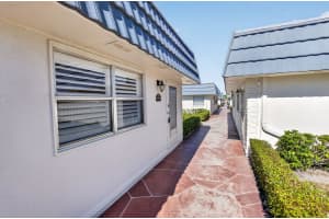 102 E Waterford E 102, Delray Beach, FL 33446, Delray Beach, FL 33446 - MLS#B26026098